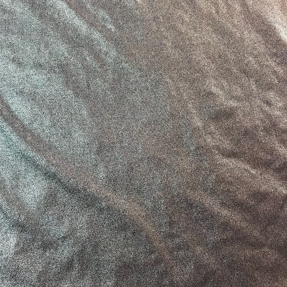 Top, Fitted Sporty Gold - Picture 4 of 5